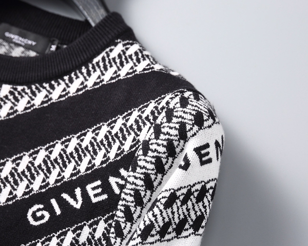 ブランドセーター着用イメージ